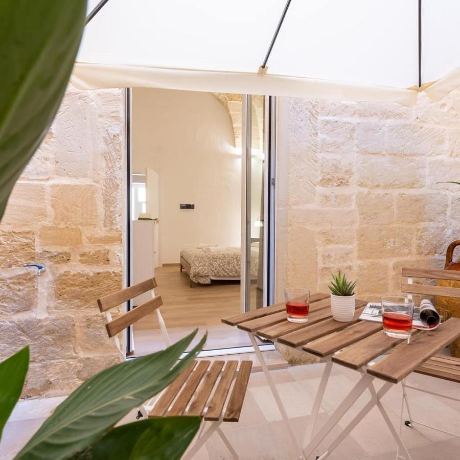 Dimora Le Volte Bed and Breakfast Lecce Buitenkant foto